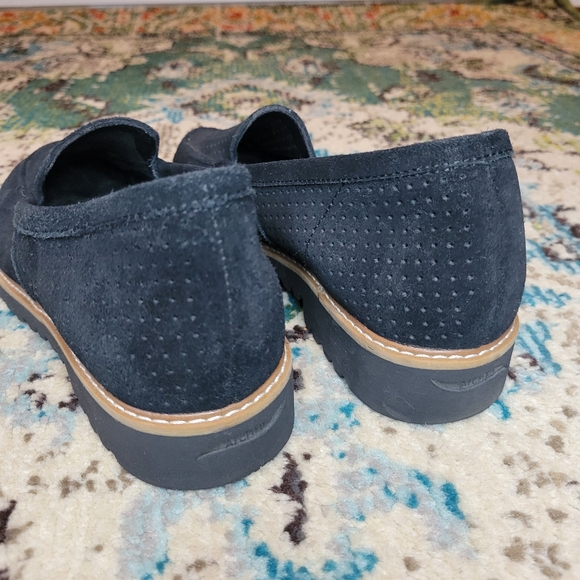 Skechers Arch Fit Marlie Leather Suede Black Comfort Loafers, Size Womens 6.5 - Picture 5 of 7